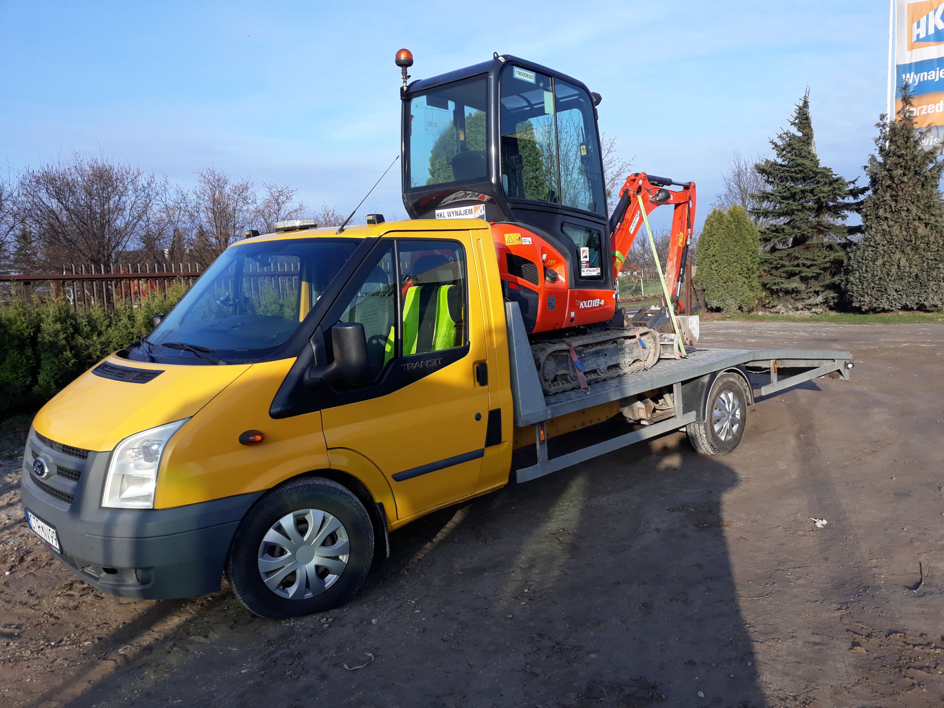 Transport na prawie maszyn budowlanych