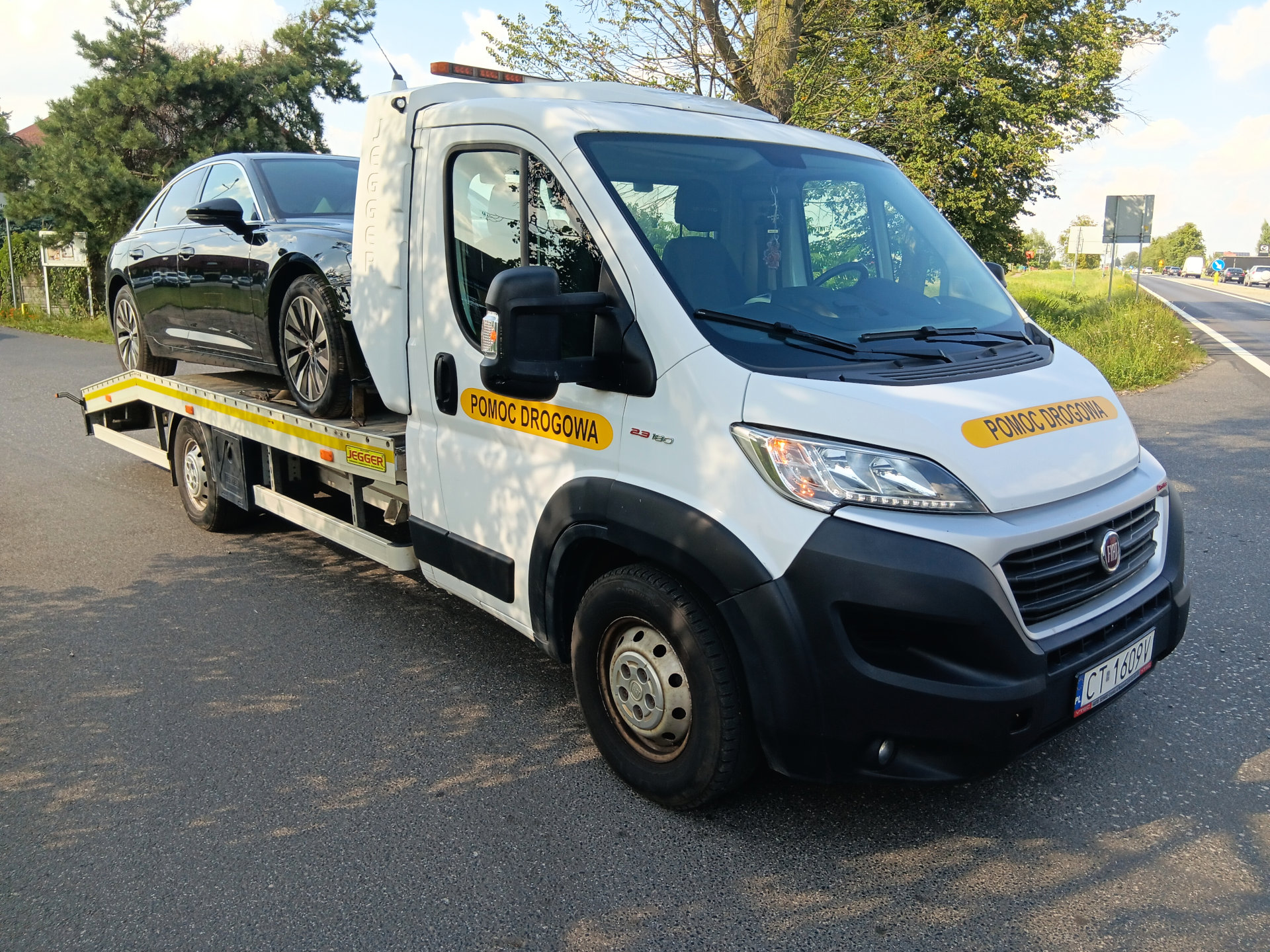 Laweta Toruń - nasze prawo przewozu samochodów, samochodów, maszyn i motocykli