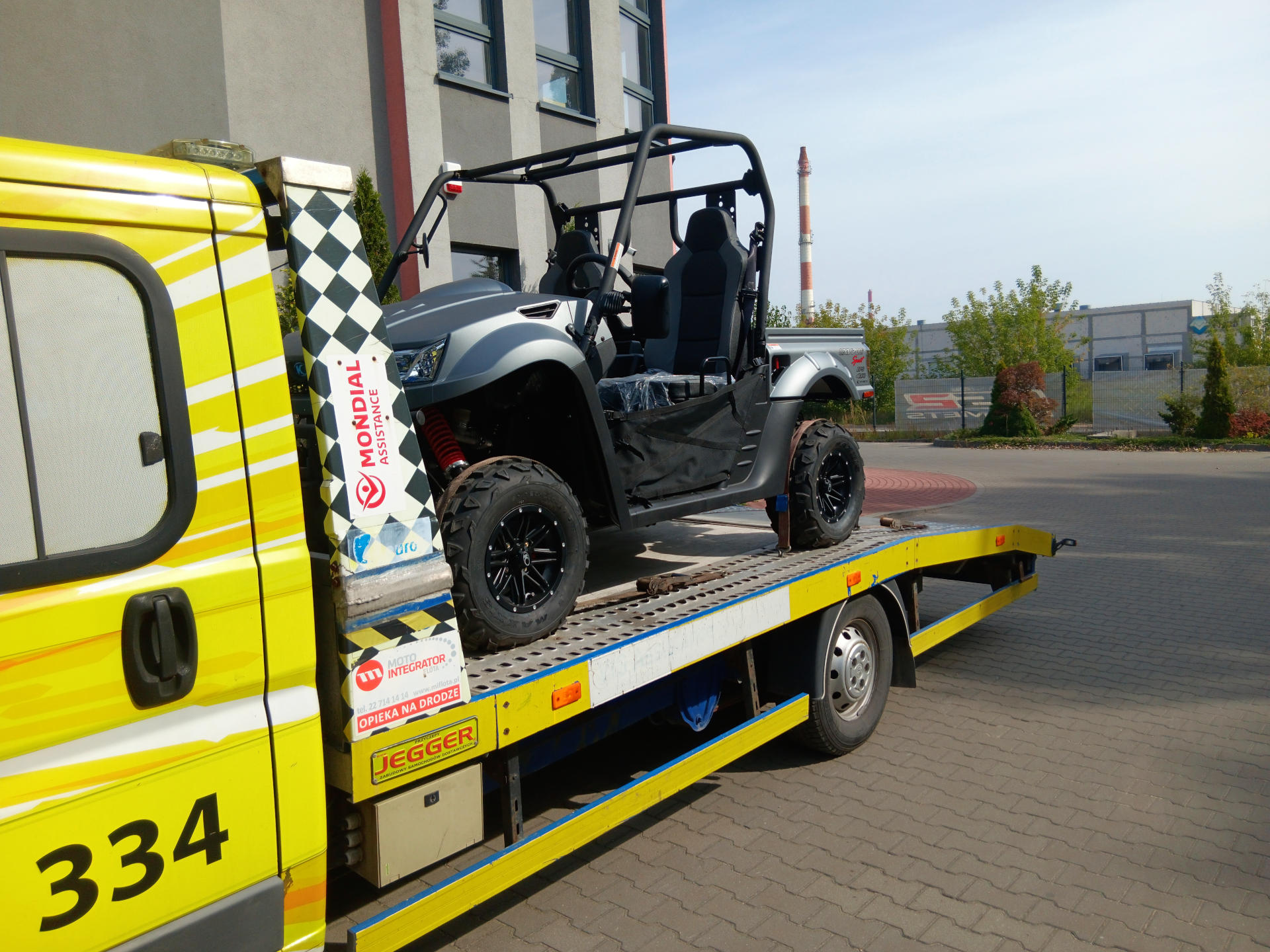 Transport na lawecie quadów